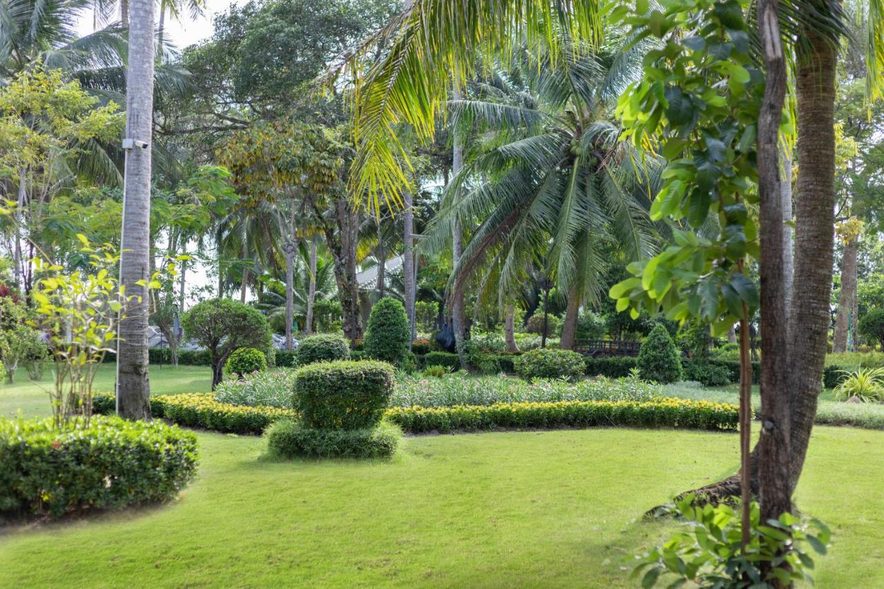 Mafiya Resort Thansour beach Exterior photo